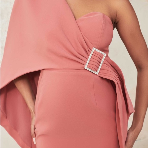 Gorgeous ne shoulder cape midi dress in rose pink - Picture 3 of 8